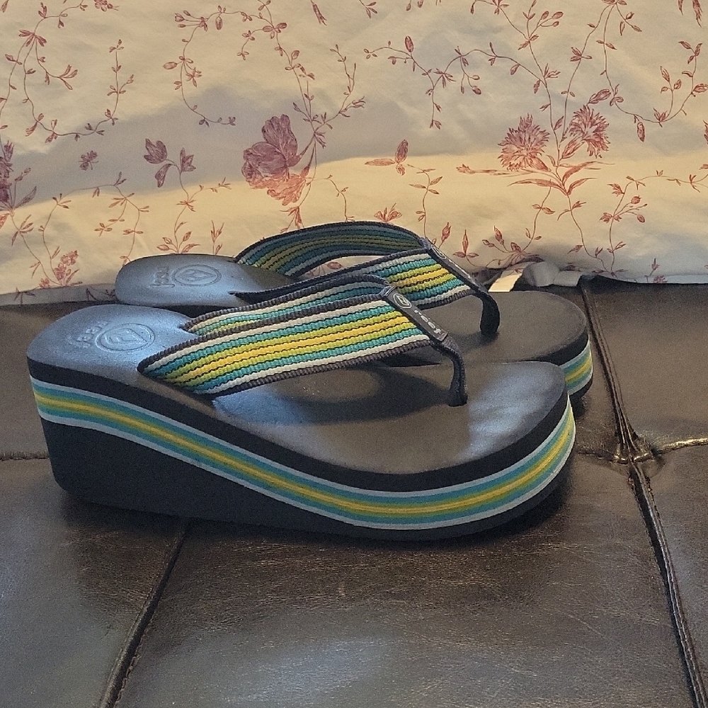 Reef Black and Blue Platform Sandals